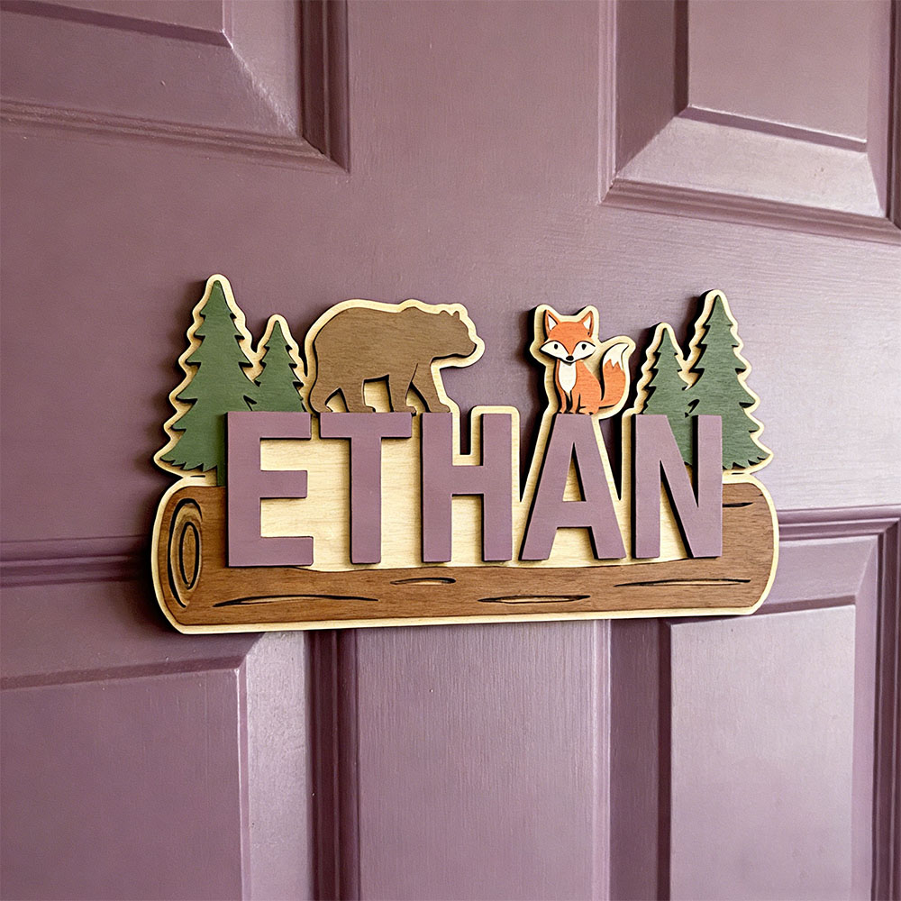 لافتة خشبية مخصصة باسم الطفل ب - مراجعة Baby Nursery Wall Decor وسعره